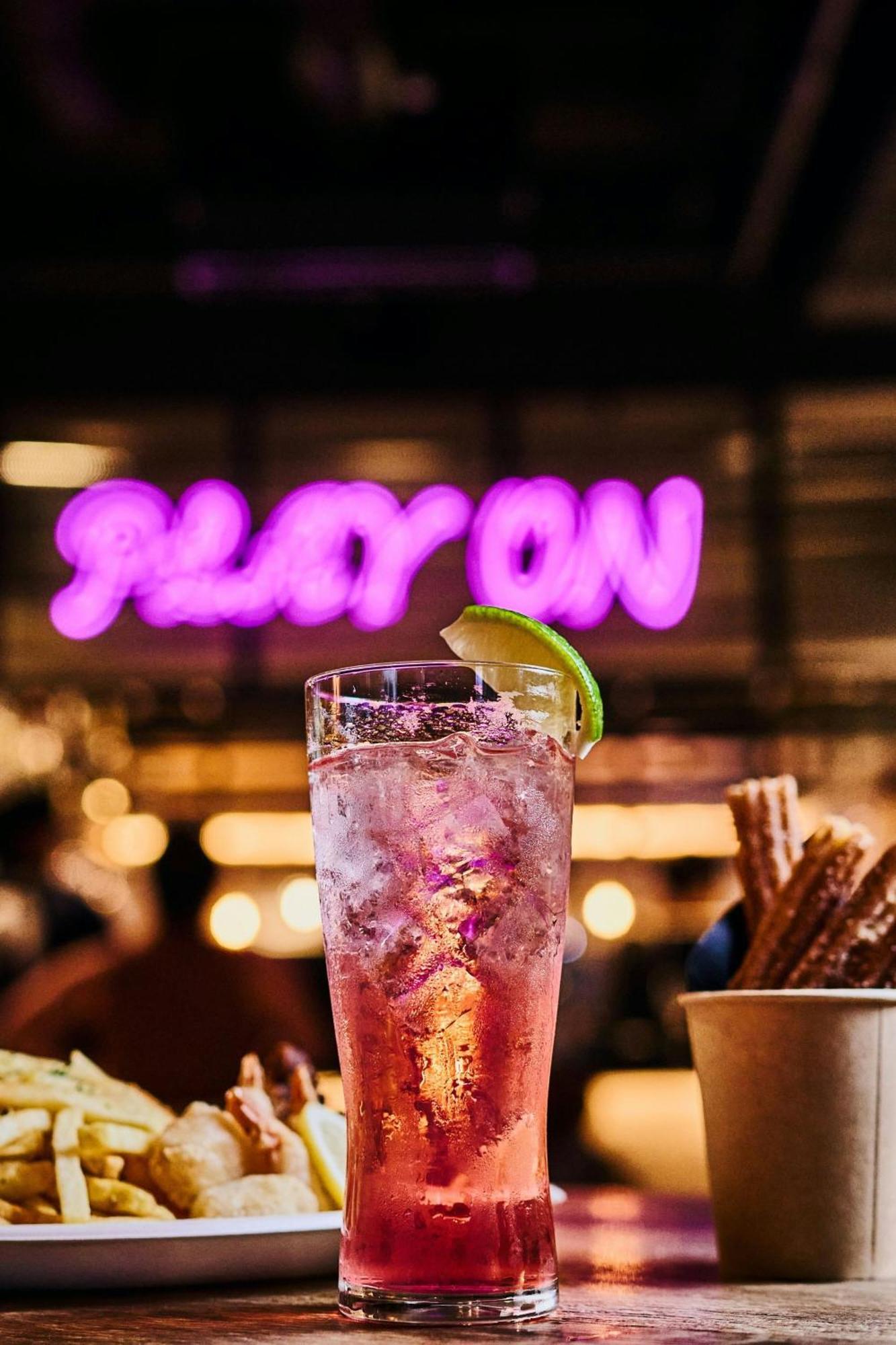 Moxy Tokyo Kinshicho Hotel Екстериор снимка